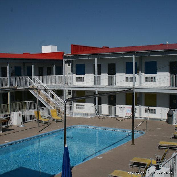 Sea And Breeze Hotel And Condo Tybee Island Facilities photo